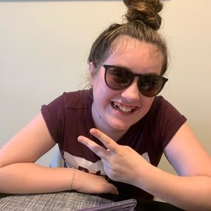 Meet your Posher, Erin